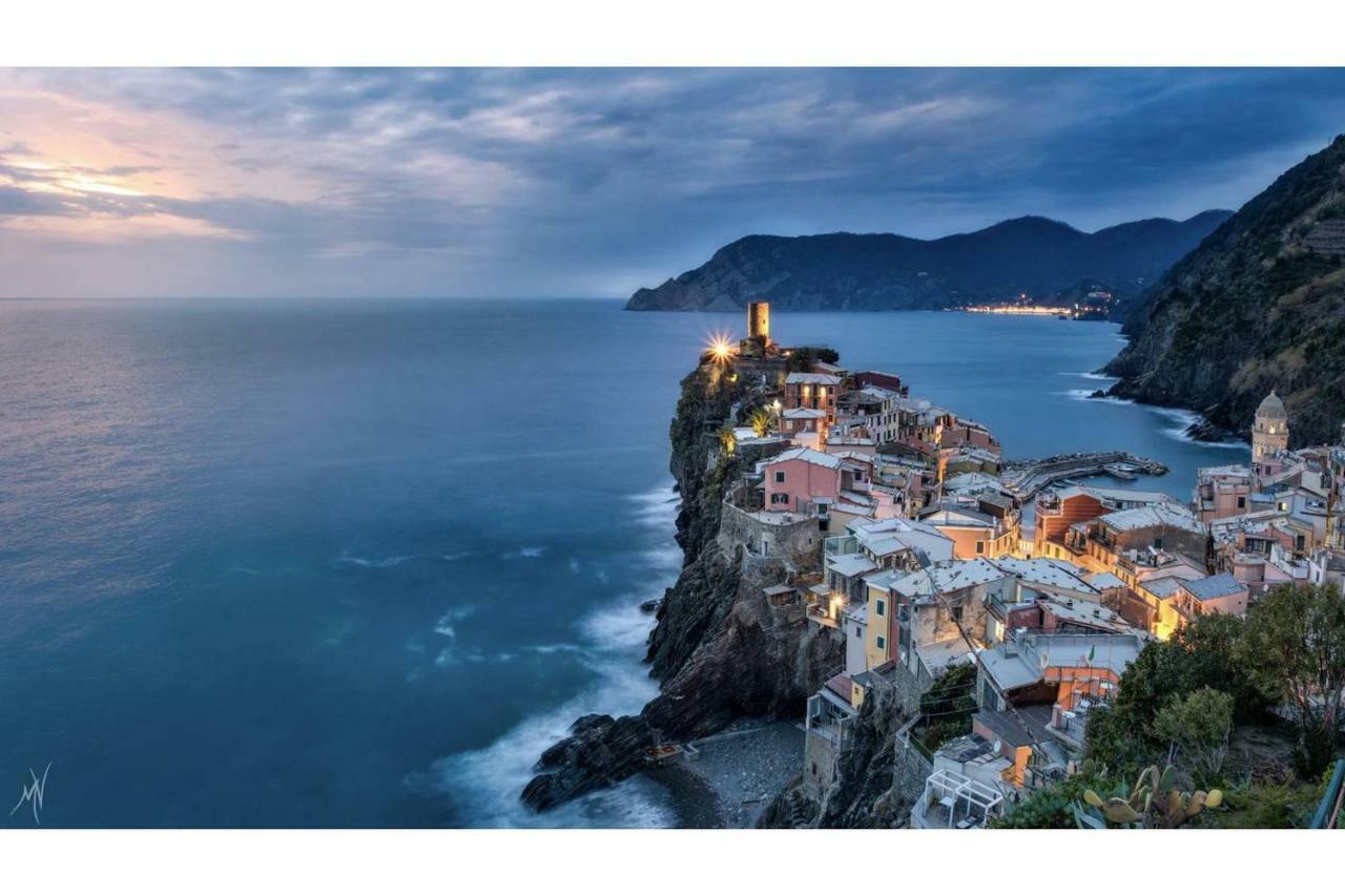 Joivy Lovely Apt For 2, With Terrace And Lovely View Daire Vernazza Dış mekan fotoğraf