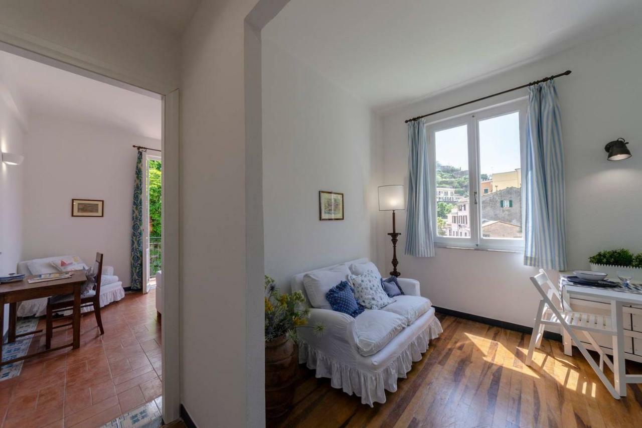 Joivy Lovely Apt For 2, With Terrace And Lovely View Daire Vernazza Dış mekan fotoğraf